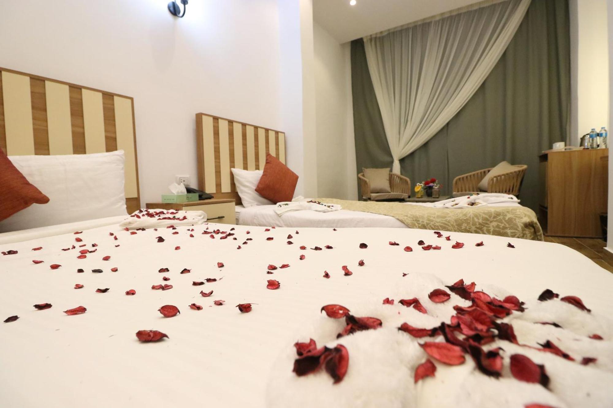West Pyramids Hotel Kafrat al Jabal Экстерьер фото